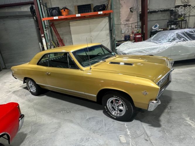 Unknown-Chevelle-1967-Granada-Gold-46