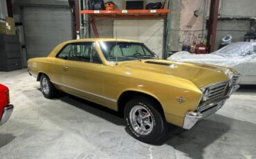Unknown-Chevelle-1967-Granada-Gold-48