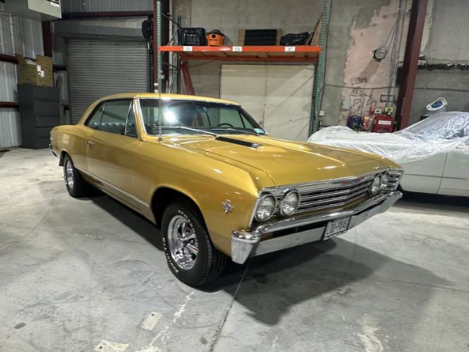Unknown-Chevelle-1967-Granada-Gold-49