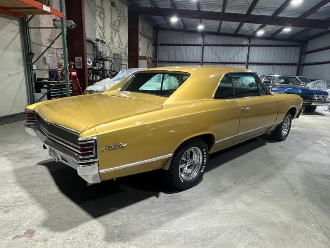 Unknown-Chevelle-1967-Granada-Gold-9