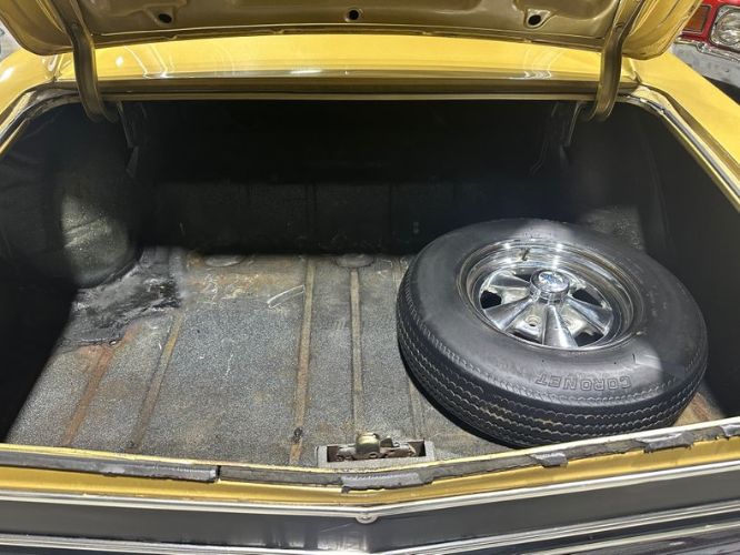 Unknown-Chevelle-1967-Granada-Gold