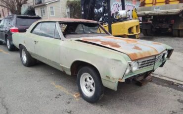Unknown-Chevelle-1967-Green-Black-6