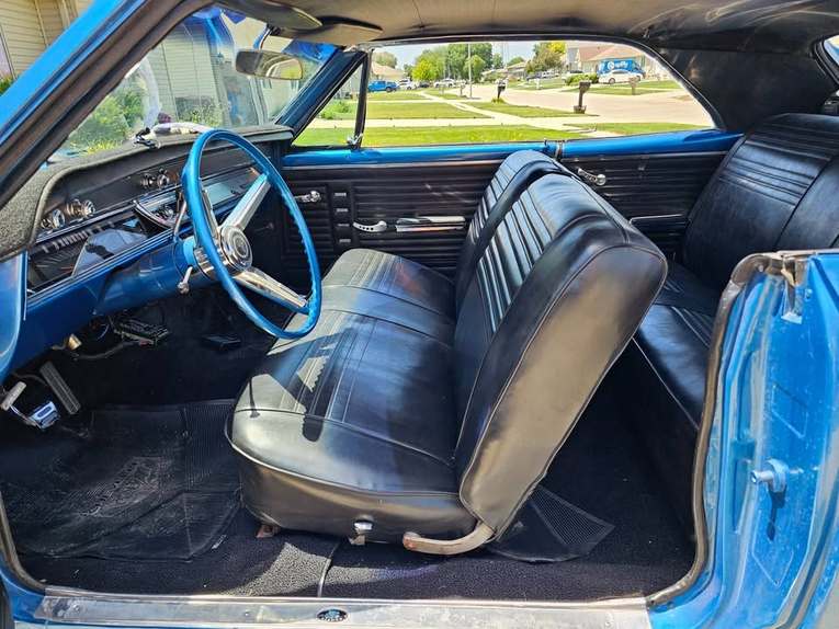 Unknown-Chevelle-1967-Marina-Blue-black-1