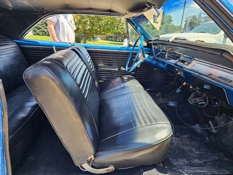 Unknown-Chevelle-1967-Marina-Blue-black-8