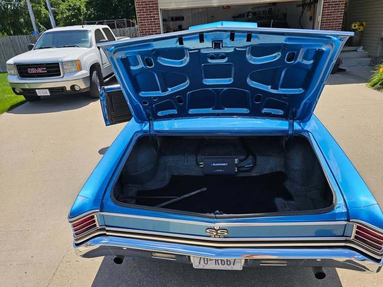 Unknown-Chevelle-1967-Marina-Blue-black