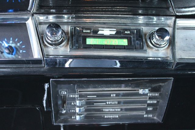 Unknown-Chevelle-1967-Orange-Black-50