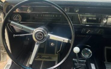 Unknown-Chevelle-1967-White-10