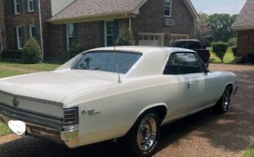 Unknown-Chevelle-1967-White-2