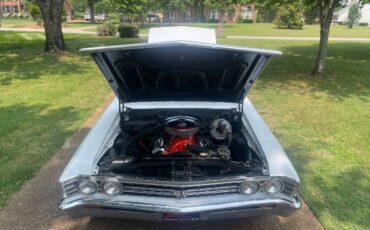 Unknown-Chevelle-1967-White-3