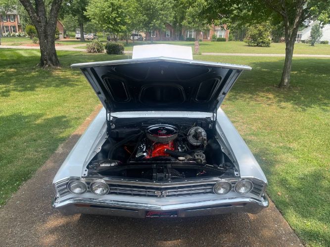 Unknown-Chevelle-1967-White-3