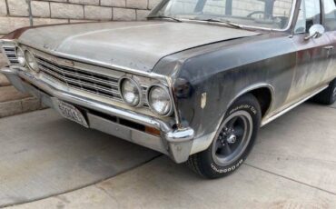 Unknown-Chevelle-1967-White-7