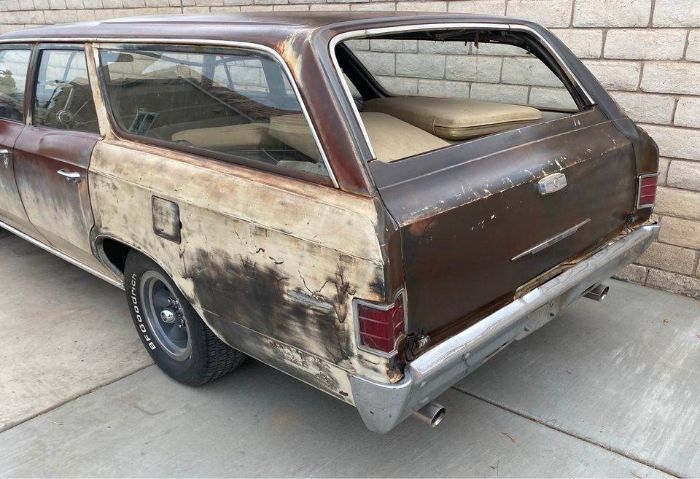 Unknown-Chevelle-1967-White-9