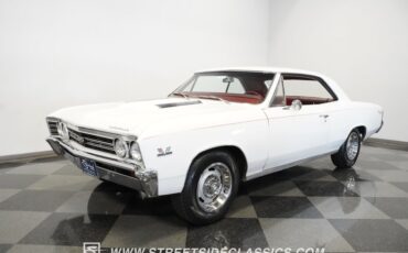 Unknown-Chevelle-1967-White-Red-14