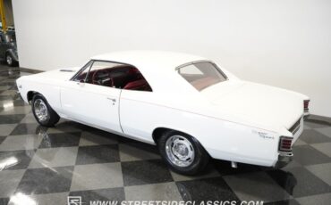 Unknown-Chevelle-1967-White-Red-18
