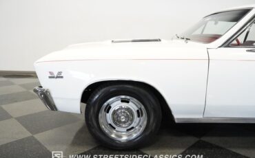 Unknown-Chevelle-1967-White-Red-22