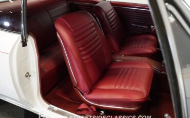 Unknown-Chevelle-1967-White-Red-43