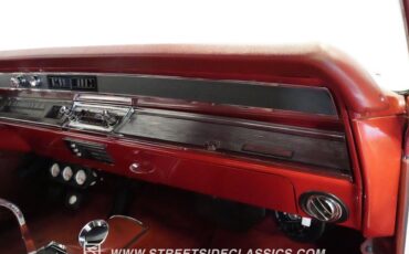 Unknown-Chevelle-1967-White-Red-45