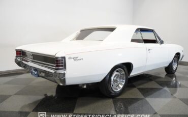 Unknown-Chevelle-1967-White-Red-8