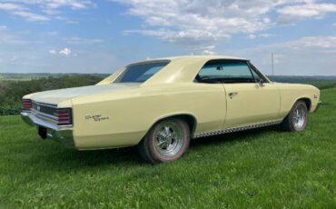 Unknown-Chevelle-1967-Yellow-4