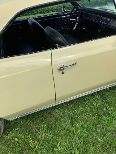 Unknown-Chevelle-1967-Yellow-7