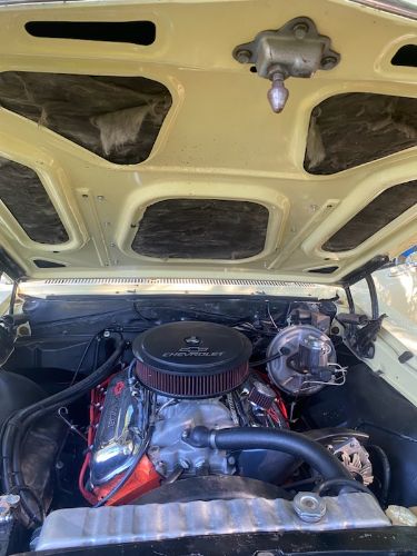 Unknown-Chevelle-1967-Yellow-Black-10