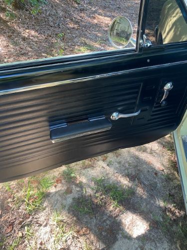 Unknown-Chevelle-1967-Yellow-Black-15