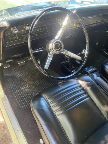 Unknown-Chevelle-1967-Yellow-Black-17