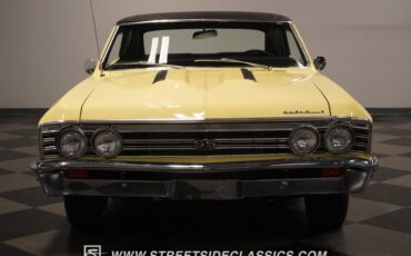 Unknown-Chevelle-1967-Yellow-Black-3