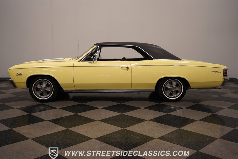 Unknown-Chevelle-1967-Yellow-Black-8
