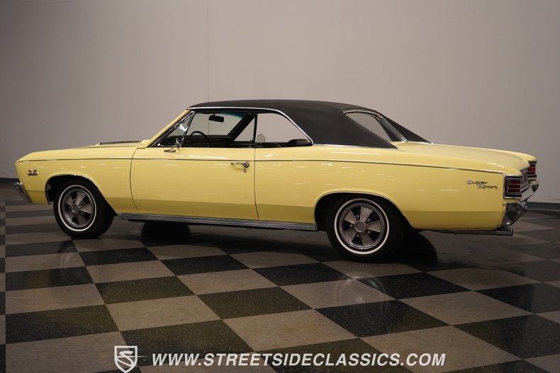 Unknown-Chevelle-1967-Yellow-Black-9