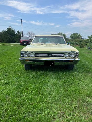 Unknown-Chevelle-1967-Yellow