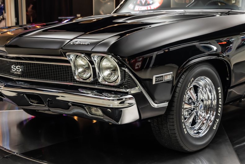 Unknown-Chevelle-1968-Black-Black-26