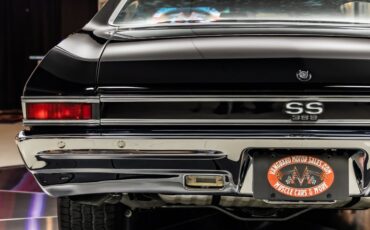 Unknown-Chevelle-1968-Black-Black-30