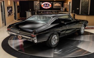 Unknown-Chevelle-1968-Black-Black-44