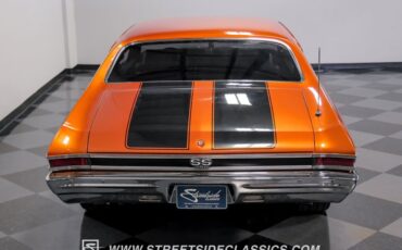 Unknown-Chevelle-1968-Inferno-Orange-Metal-Black-12
