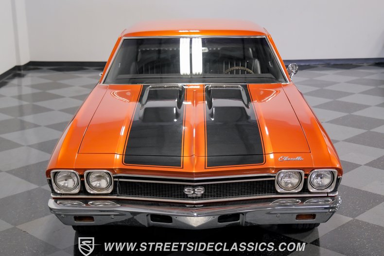 Unknown-Chevelle-1968-Inferno-Orange-Metal-Black-23