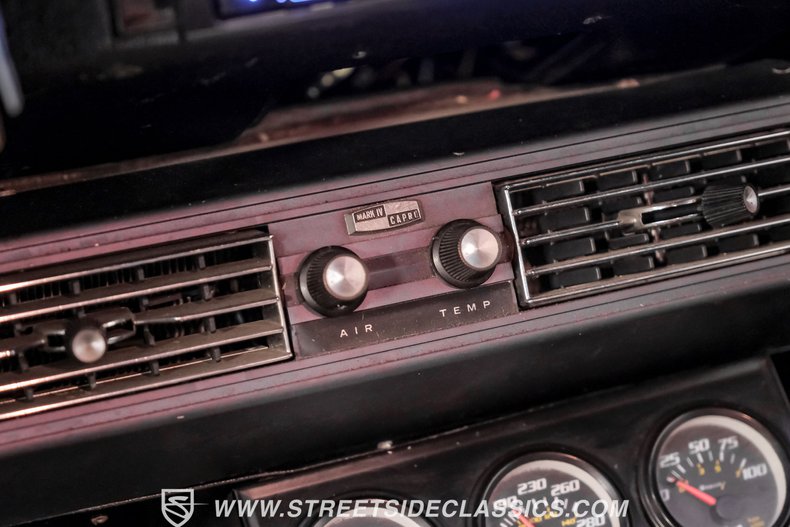 Unknown-Chevelle-1968-Inferno-Orange-Metal-Black-43