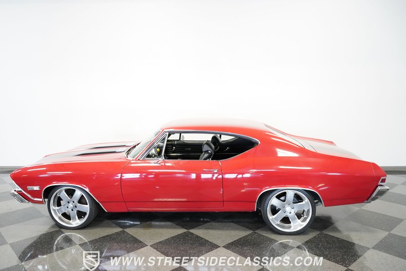 Unknown-Chevelle-1968-Red-Black-18