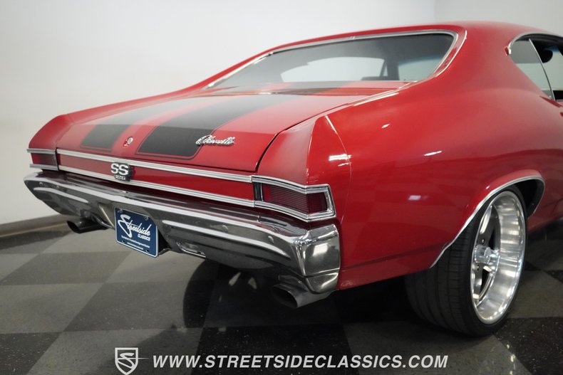 Unknown-Chevelle-1968-Red-Black-31