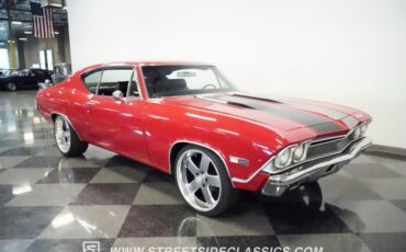 Unknown-Chevelle-1968-Red-Black-36