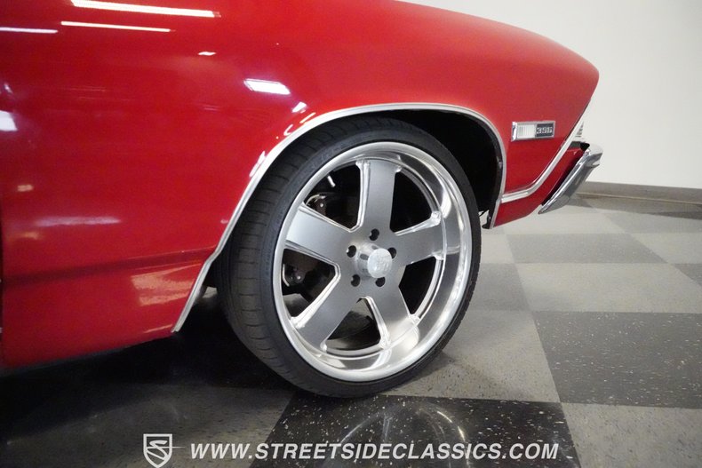 Unknown-Chevelle-1968-Red-Black-37