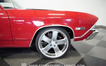 Unknown-Chevelle-1968-Red-Black-38