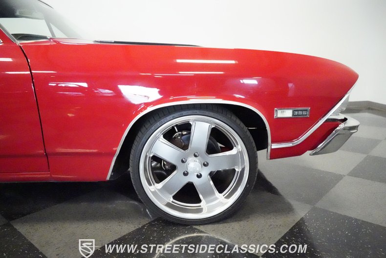Unknown-Chevelle-1968-Red-Black-38