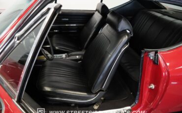 Unknown-Chevelle-1968-Red-Black-4
