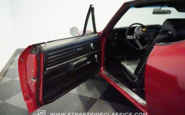 Unknown-Chevelle-1968-Red-Black-47