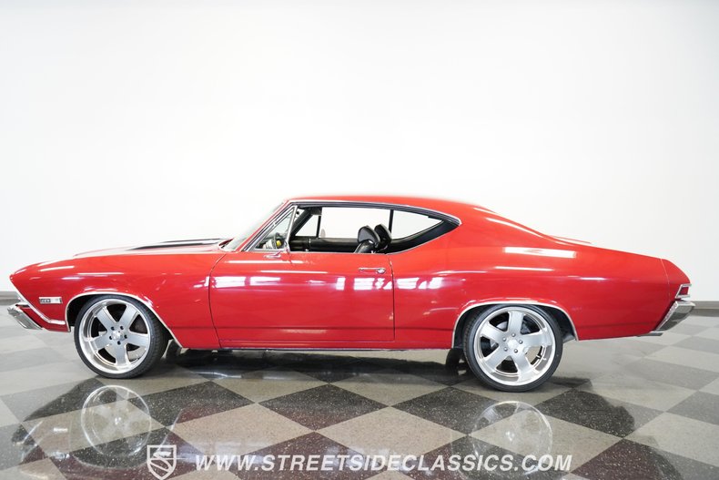 Unknown-Chevelle-1968-Red-Black