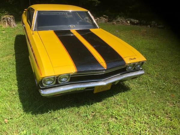 Unknown-Chevelle-1968-Yellow-Black-4