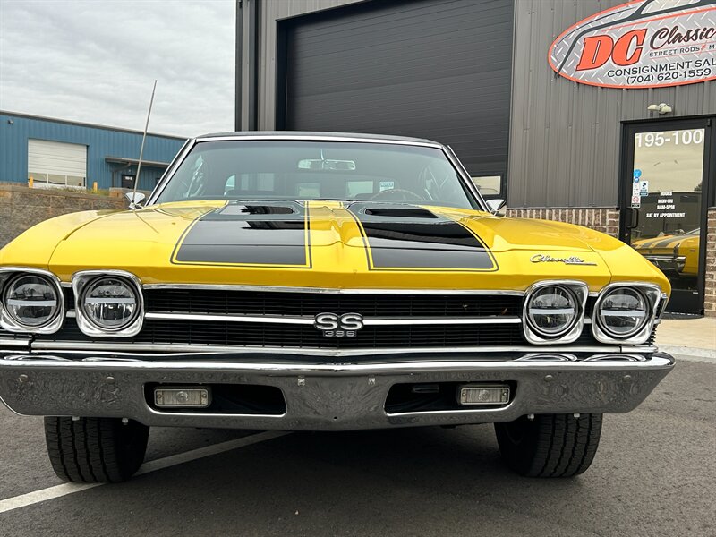 Unknown-Chevelle-1969-Black-Black-2