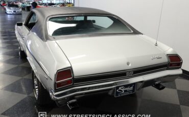 Unknown-Chevelle-1969-Cortez-Silver-Black-12