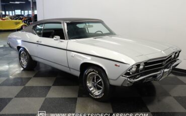 Unknown-Chevelle-1969-Cortez-Silver-Black-18